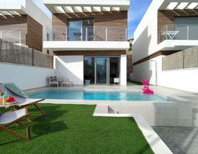 Dom na sprzedaż, Hiszpania   Walencja   Alicante, 569 900 euro (2 456 269 zł), 140 m2, VillamartinGolfVillas326