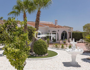 Dom na sprzedaż, Hiszpania Torrevieja, 545 000 euro (2 348 950 zł), 102 m2, 935089