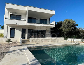 Dom na sprzedaż, Chorwacja Novalja, 842 274 dolar (3 318 560 zł), 180 m2, 92331509