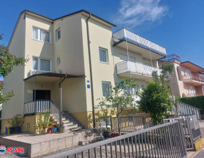 Dom na sprzedaż, Chorwacja Umag, 697 117 dolar (2 809 380 zł), 360 m2, 98055645