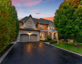 Dom na sprzedaż, Kanada Vaughan 6 Weller Crescent, Vaughan, ON L6A 1E4, Canada, 2 387 911 dolar (9 599 402 zł), 362 m2, 92829459