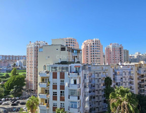 Mieszkanie na sprzedaż, Portugalia Oeiras, 716 788 dolar (2 888 655 zł), 180 m2, 97395747