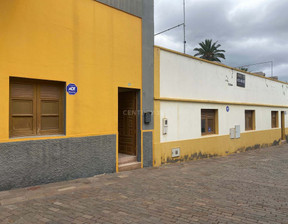 Dom na sprzedaż, Hiszpania Santa Cruz De Tenerife, 235 789 dolar (929 008 zł), 131 m2, 96625545