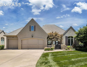 Komercyjne na sprzedaż, Usa Overland Park 14029 Nicklaus Dr, 1 420 000 dolar (5 807 800 zł), 374,68 m2, 101794909