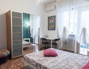 Kawalerka do wynajęcia, Włochy Rome Via Tuscolana, 653 dolar (2509 zł), 110 m2, 94788966