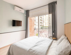 Kawalerka do wynajęcia, Hiszpania Barcelona Carrer del Consell de Cent, 1005 dolar (3888 zł), 120 m2, 95125757