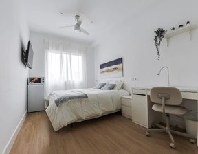 Kawalerka do wynajęcia, Hiszpania Barcelona Carrer dels Alts Forns, 837 dolar (3240 zł), 110 m2, 95247756