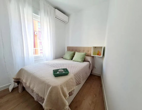 Kawalerka do wynajęcia, Hiszpania Madrid Calle de Embajadores, 861 dolar (3330 zł), 55 m2, 96040033