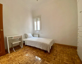 Kawalerka do wynajęcia, Hiszpania Madrid Calle de Málaga, 729 dolar (2983 zł), 130 m2, 97618785