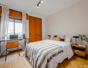 Kawalerka do wynajęcia, Hiszpania Madrid Calle de Federico Moreno Torroba, 893 dolar (3456 zł), 150 m2, 97805832