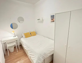 Kawalerka do wynajęcia, Hiszpania Barcelona Carrer de València, 572 dolar (2373 zł), 100 m2, 94313612