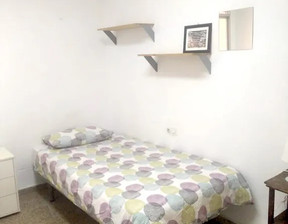 Kawalerka do wynajęcia, Hiszpania Sevilla Calle Atanasio Barrón, 283 dolar (1183 zł), 130 m2, 90199511