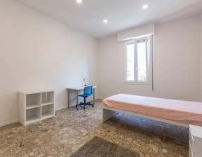 Kawalerka do wynajęcia, Włochy Bologna Via Camillo Procaccini, 806 dolar (3232 zł), 90 m2, 90206381