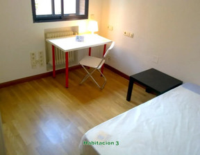 Kawalerka do wynajęcia, Hiszpania Madrid Calle de Tenerife, 642 dolar (2484 zł), 160 m2, 90213188