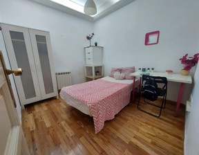 Kawalerka do wynajęcia, Hiszpania Madrid Calle de San Bernardo, 529 dolar (2047 zł), 180 m2, 90220486