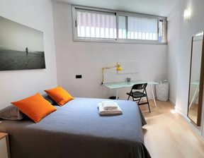 Kawalerka do wynajęcia, Hiszpania Barcelona Rambla de la Muntanya, 844 dolar (3527 zł), 60 m2, 90221070