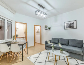 Kawalerka do wynajęcia, Hiszpania Madrid Calle de Leganitos, 3750 dolar (14 513 zł), 48 m2, 90223181