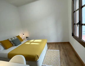 Kawalerka do wynajęcia, Hiszpania Barcelona Carrer Nou de la Rambla, 647 dolar (2505 zł), 142 m2, 90232465