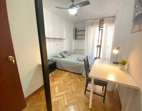 Kawalerka do wynajęcia, Hiszpania Madrid Calle de Simancas, 625 dolar (2613 zł), 120 m2, 91519367