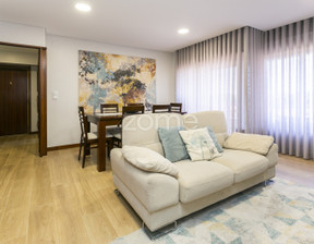 Mieszkanie na sprzedaż, Portugalia Matosinhos, 294 731 dolar (1 167 136 zł), 88 m2, 98046940
