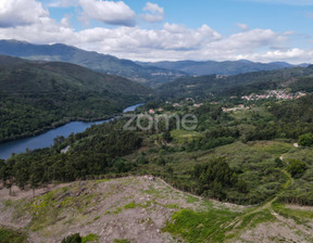 Działka na sprzedaż, Portugalia Ponte Da Barca, 209 512 dolar (804 525 zł), 77 015 m2, 81091431