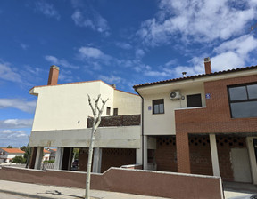Mieszkanie na sprzedaż, Hiszpania Toledo, 116 726 dolar (465 737 zł), 197 m2, 96738226