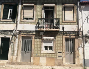 Dom na sprzedaż, Portugalia Barreiro Barreiro e Lavradio, 97 501 dolar (392 929 zł), 74 m2, 90089137