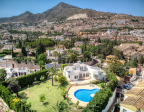 Dom na sprzedaż, Hiszpania Benalmadena, 1 349 060 dolar (5 436 712 zł), 454 m2, 92198756