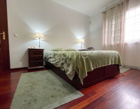 Dom na sprzedaż, Portugalia Ponta Delgada, 386 117 dolar (1 556 050 zł), 223 m2, 86207119