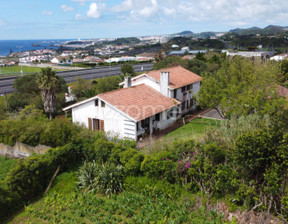 Dom na sprzedaż, Portugalia Ponta Delgada, 701 403 dolar (2 826 656 zł), 223 m2, 90539158