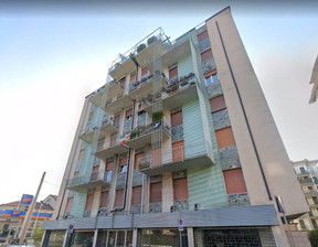 Mieszkanie do wynajęcia, Włochy Bergamo Via Vittore Ghislandi,, 844 dolar (3450 zł), 110 m2, 101232350