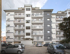Mieszkanie na sprzedaż, Włochy Viterbo Via Igino Garbini, 170 815 dolar (673 009 zł), 105 m2, 96232847