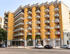 Mieszkanie na sprzedaż, Włochy Lecce Viale Marche, 227 502 dolar (914 560 zł), 180 m2, 91639761