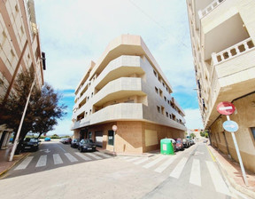 Mieszkanie na sprzedaż, Hiszpania Torrevieja, 159 408 dolar (642 413 zł), 70 m2, 97590055