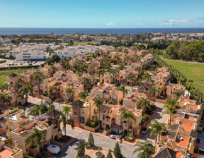 Dom na sprzedaż, Hiszpania Marbella, 707 531 dolar (2 851 351 zł), 222 m2, 97219882