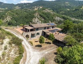 Dom na sprzedaż, Włochy Gubbio Fraz. Santa Margherita di Burano, 354 786 dolar (1 426 240 zł), 250 m2, 99674136