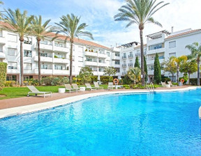 Mieszkanie na sprzedaż, Hiszpania Marbella, 422 106 dolar (1 616 666 zł), 110 m2, 100806831