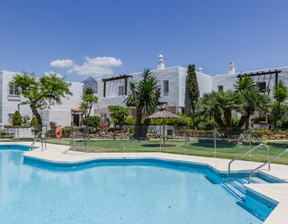 Mieszkanie na sprzedaż, Hiszpania Marbella Plaza de la Victoria, , 733 615 dolar (3 066 512 zł), 110 m2, 102529492