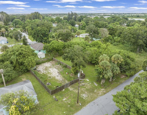 Działka na sprzedaż, Usa Vero Beach 1850 38th Street, 35 000 dolar (134 050 zł), 485,62 m2, 100615567