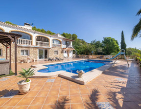 Dom na sprzedaż, Hiszpania Javea, 780 308 dolar (3 191 461 zł), 373 m2, 100640720