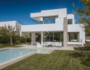 Dom na sprzedaż, Hiszpania Estepona, 2 600 132 dolar (10 244 521 zł), 626 m2, 81868300