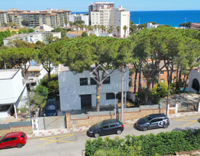 Dom na sprzedaż, Hiszpania Playa De Aro, 943 732 dolar (3 859 866 zł), 214 m2, 97279438