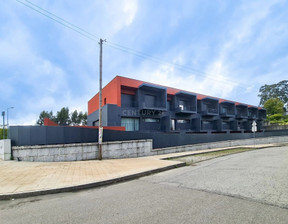 Dom na sprzedaż, Portugalia Paredes, 431 921 dolar (1 740 641 zł), 262,5 m2, 97578158