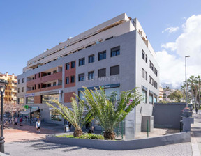 Mieszkanie na sprzedaż, Hiszpania Santa Cruz De Tenerife, 214 990 dolar (857 809 zł), 70 m2, 96052178