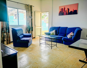 Mieszkanie na sprzedaż, Hiszpania Santa Cruz De Tenerife, 156 002 dolar (614 647 zł), 86 m2, 96054694