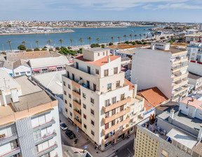 Mieszkanie na sprzedaż, Portugalia Portimao, 224 245 dolar (919 404 zł), 88 m2, 102980327