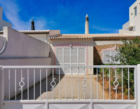 Dom na sprzedaż, Portugalia Portimao, 516 175 dolar (2 080 184 zł), 185 m2, 96118880