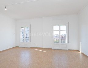 Mieszkanie na sprzedaż, Hiszpania Barcelona, 816 834 dolar (3 144 810 zł), 132 m2, 99618674