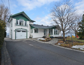 Dom na sprzedaż, Kanada Sainte-Barbe 611 Route 132, Sainte-Barbe, QC J0S1P0, CA, 727 829 dolar (2 867 645 zł), 131 m2, 95202559